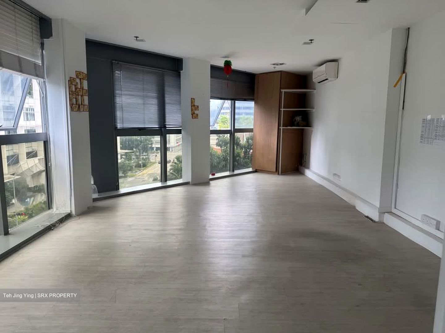Nam Peng Building (D7), Office #606592281